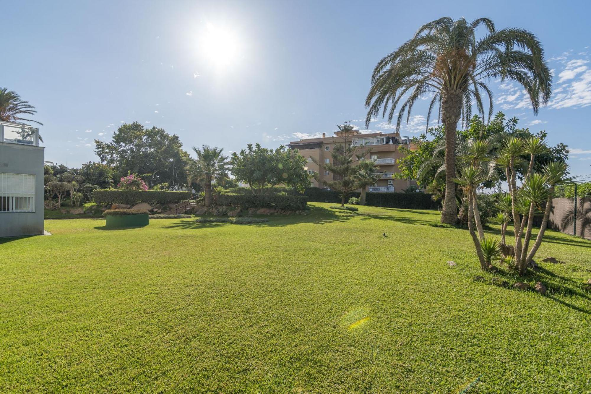 Homes Hesperides 914 Apartament